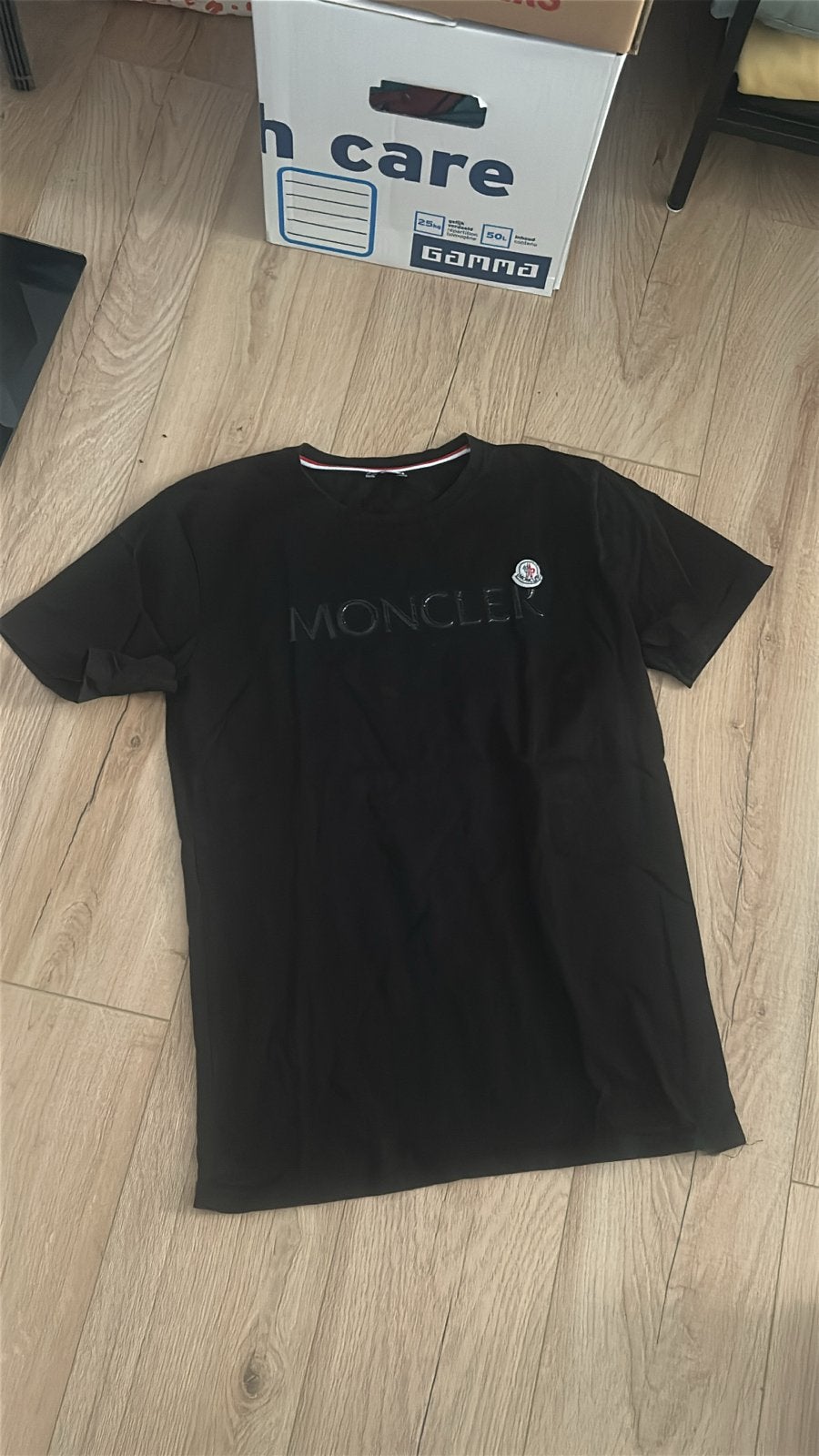 Moncler T-shirt Zwart Heren, Ophalen of Verzenden, Zo goed als nieuw, Maat 48/50 (M), Zwart