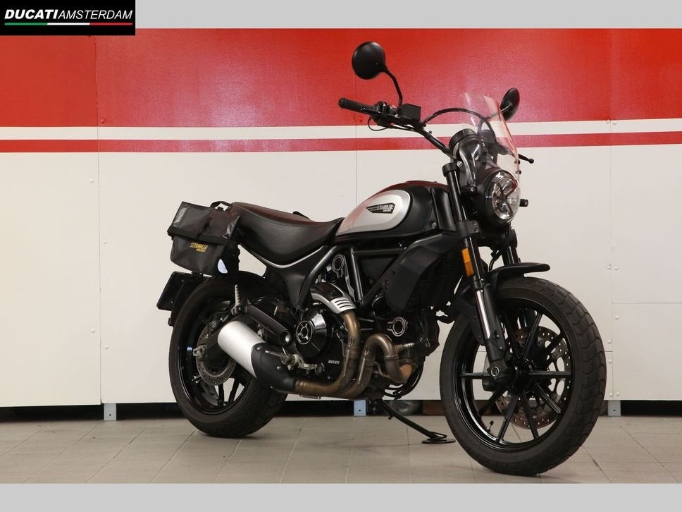 DUCATI SCRAMBLER ICON DARK Dark, DUCATI, 2 cilinders, Motorrijbewijs A, Bedrijf