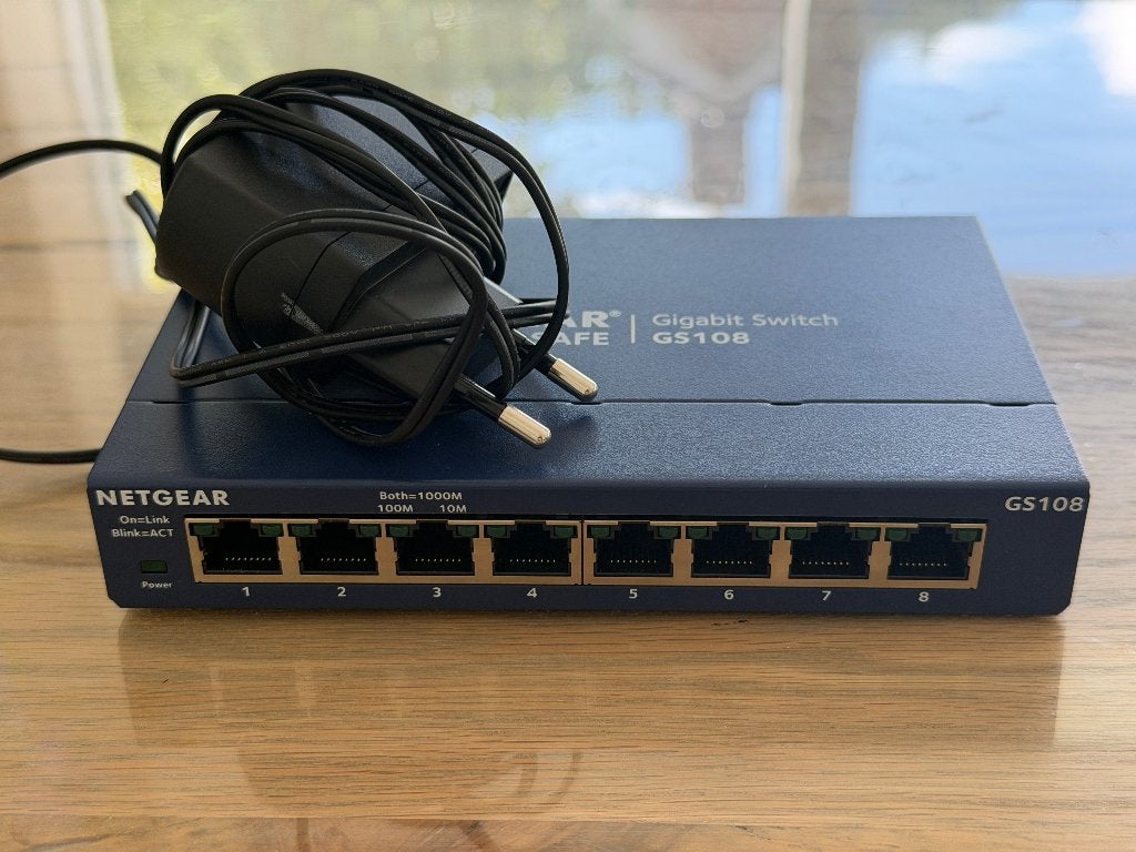 Netgear Gigabit Switch ProSafe Gs108, Ophalen of Verzenden, Zo goed als nieuw