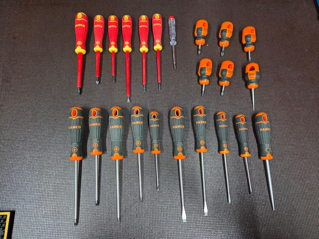 Bahco Schroevendraaiers Set - 23 Stuks (Normaal, Klein, VDE), Ophalen of Verzenden, Zo goed als nieuw