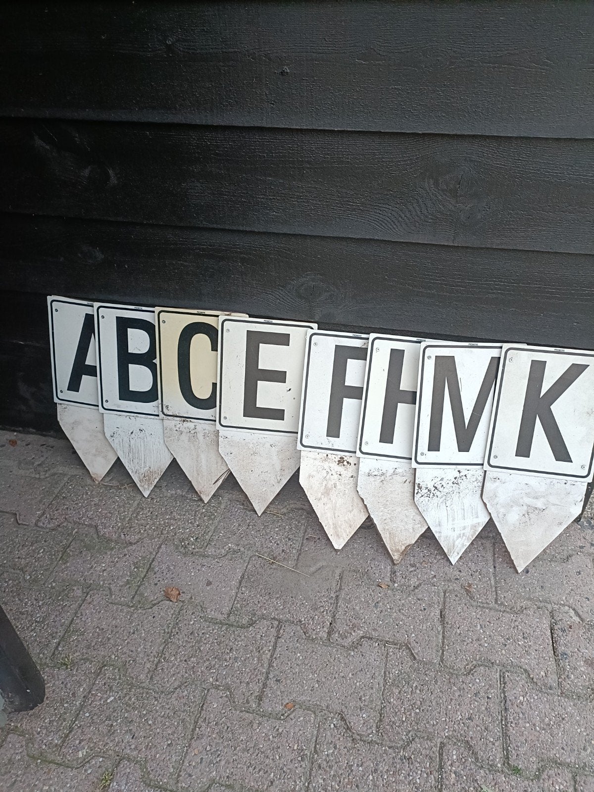 Rij Bak letters