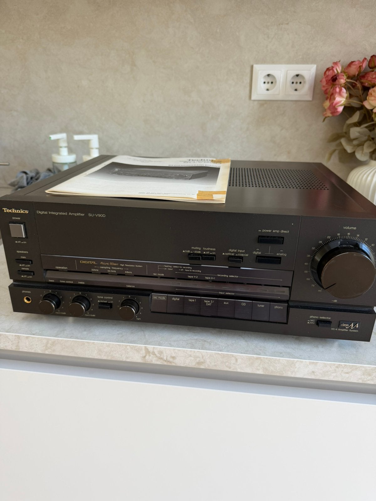 Technics SU V90d SU-V90D zware versterker nieuwstaat, Ophalen of Verzenden, Zo goed als nieuw, 120 watt of meer, Overige merken