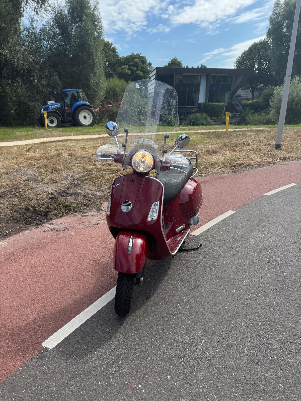 Vespa GTS 250 i.e. (2006) Rood, Motoren, 250 cc, Scooter, Particulier, Minimaal motorrijbewijs A2