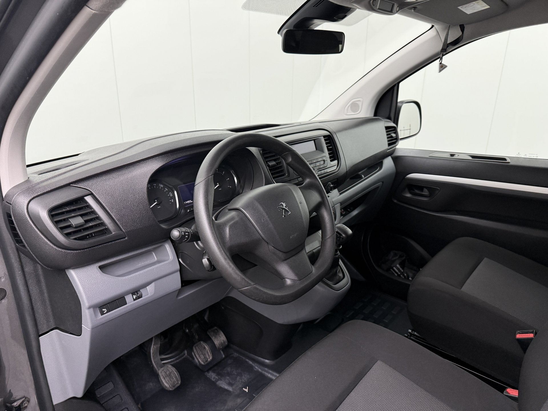 Peugeot Expert 2.0BlueHDI 120 Long Premium Dubbele Cabine |, Voorwielaandrijving, Dealer onderhouden, Stof, Gebruikt