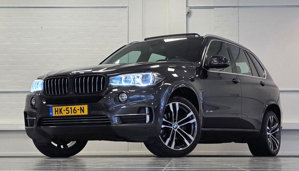 BMW X5 XDrive40e High Executive Nieuwe motor en accu Pano Ha, Gebruikt, 4 cilinders, Vierwielaandrijving, 147 €/maand