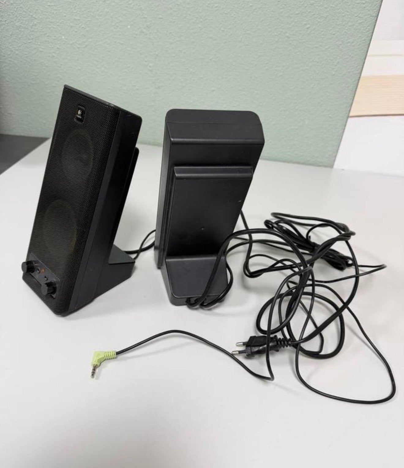 Logitech X-140 PC Computer Speakers 2.0 Set met Bass Control, Audiokanaal 2, Ophalen of Verzenden, Zo goed als nieuw, H