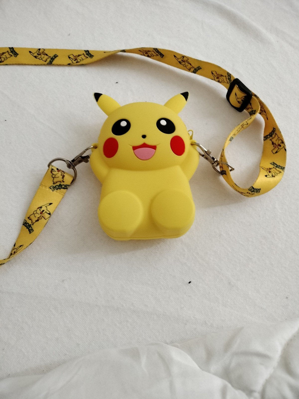 Leuke Pikachu tasje met verstelbare band, Ophalen, Zo goed als nieuw, Jongen of Meisje
