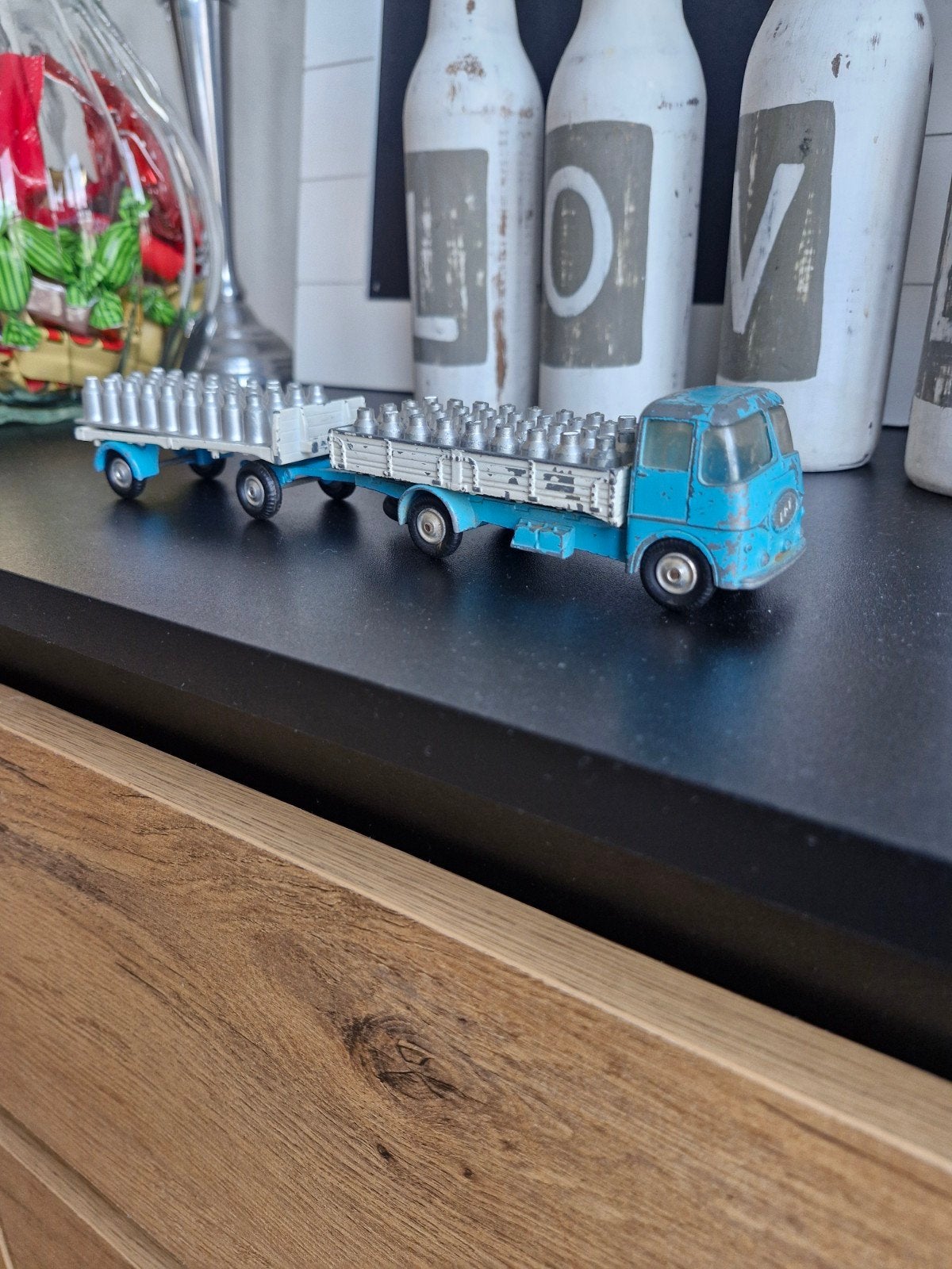 CORGI-TOYS melk truck, Ophalen of Verzenden, Gebruikt, Bus of Vrachtwagen