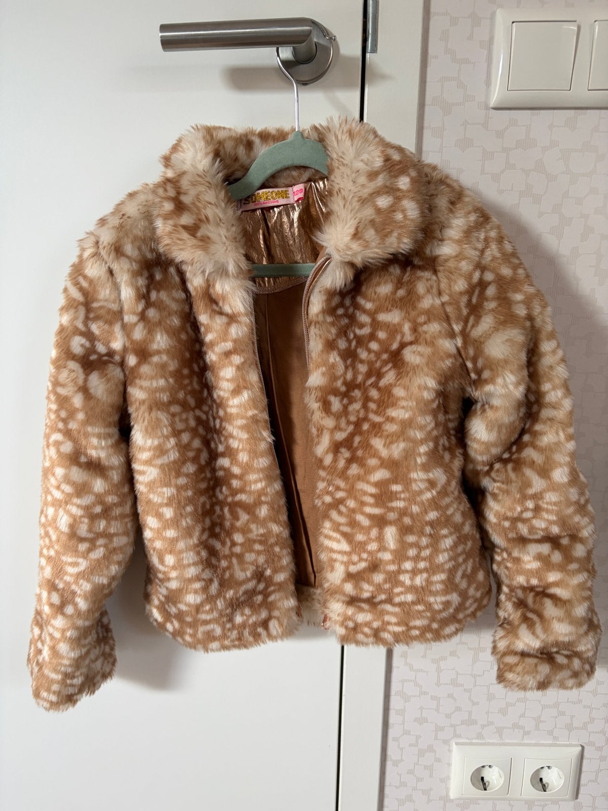 Leuke bontjas voor meisjes - Maat 128, Ophalen of Verzenden, Gebruikt, Meisje, Jas