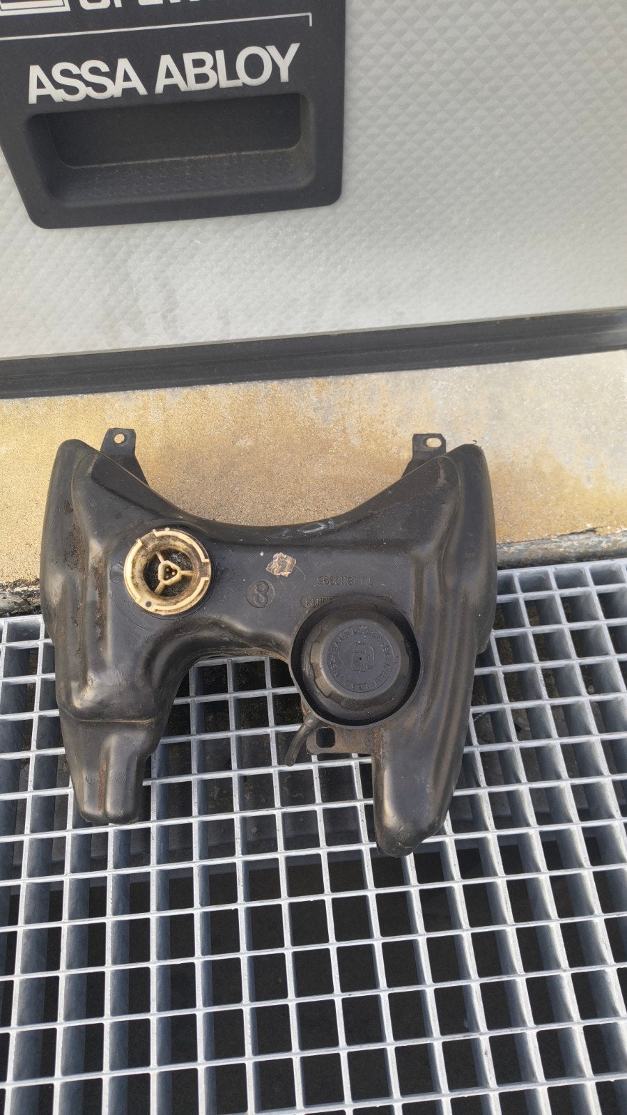 Brandstoftank Peugeot Vivacity, Fietsen en Brommers, Ophalen of Verzenden