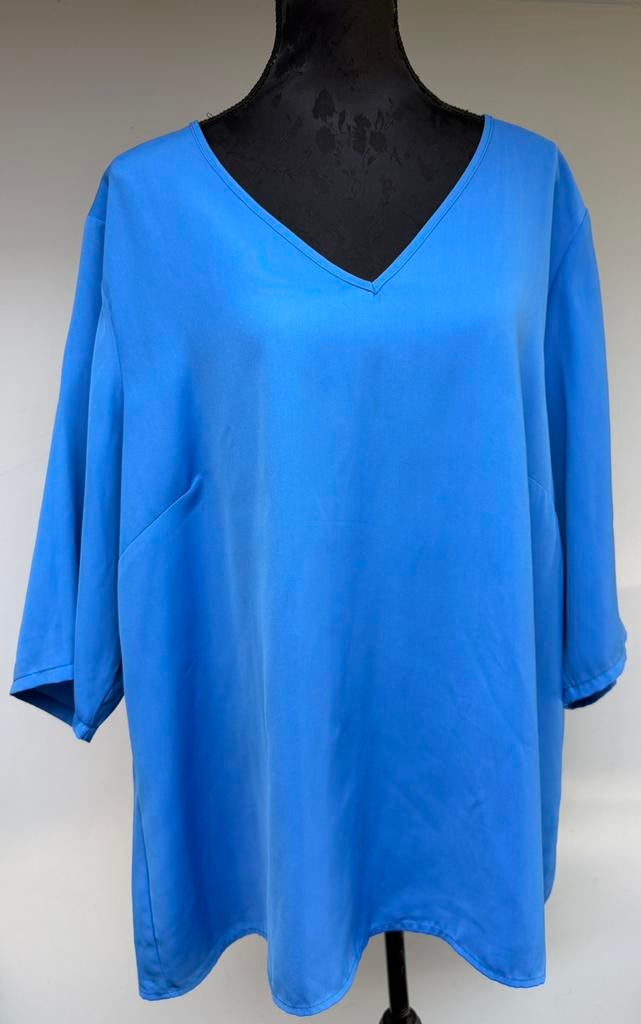 Superleuk lichtblauw basic shirt JUNAROSE maat 50/52, Kleding | Dames, Ophalen of Verzenden, Zo goed als nieuw, Blauw, Shirt of Top
