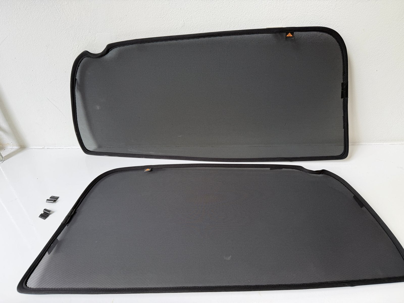 Car Shades zonneschermen achterportieren Volvo V60 II 2018+, Ophalen, Gebruikt