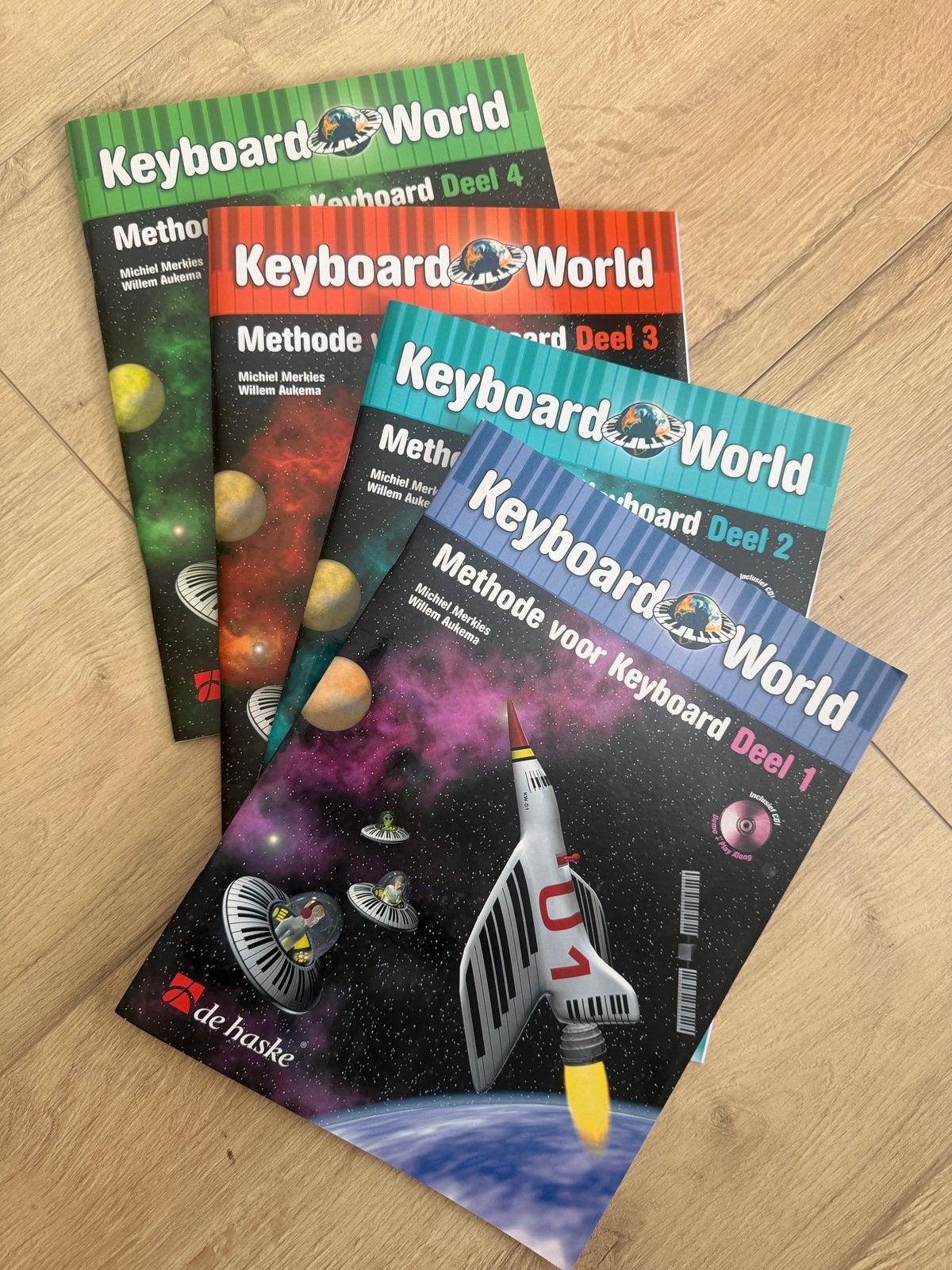 Keyboard World Methode Boeken - Deel 1 t/m 4, Ophalen of Verzenden, Zo goed als nieuw, Overige aantallen, Overige merken