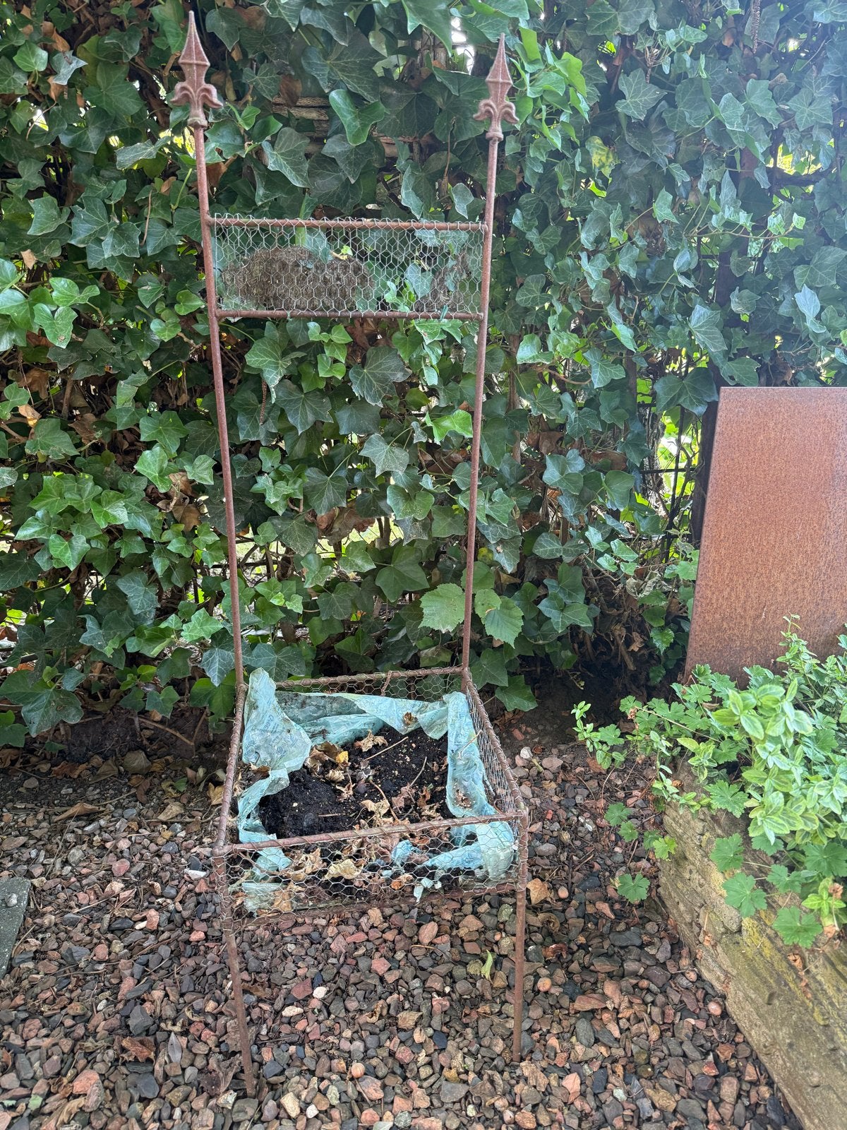 Metalen plantenstandaard roestbruin, Ophalen, Gebruikt, Balkon, Minder dan 60 cm