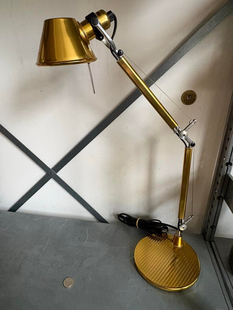 Artemide Buro Lamp - Messing Vintage Design, Huis en Inrichting, Lampen | Vloerlampen, Ophalen, 80 s, ?, ?