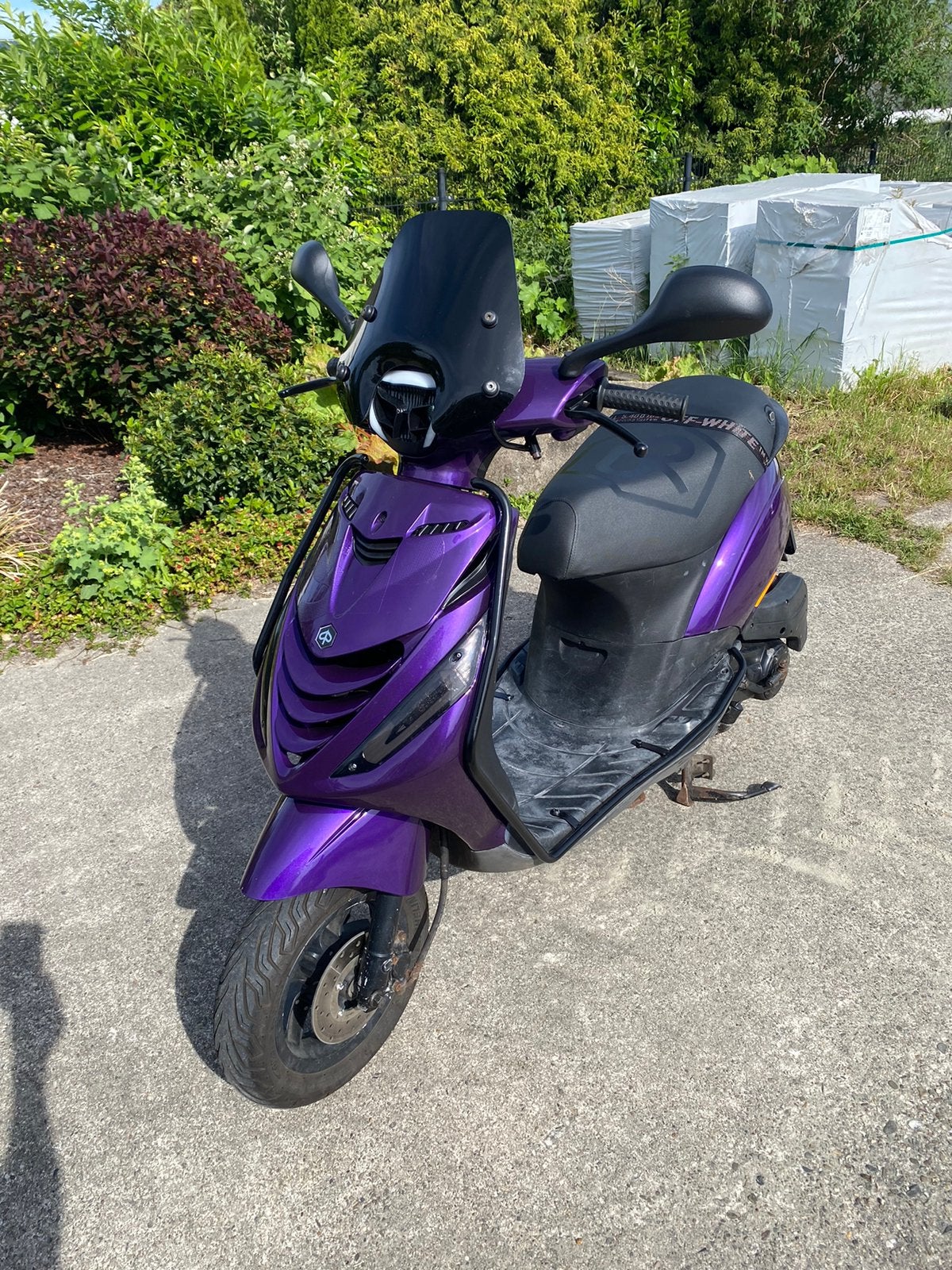 Piaggio Zip 4T 45 km/h, Fietsen en Brommers, Scooters | Piaggio, Ophalen, Zo goed als nieuw, Benzine, Zip