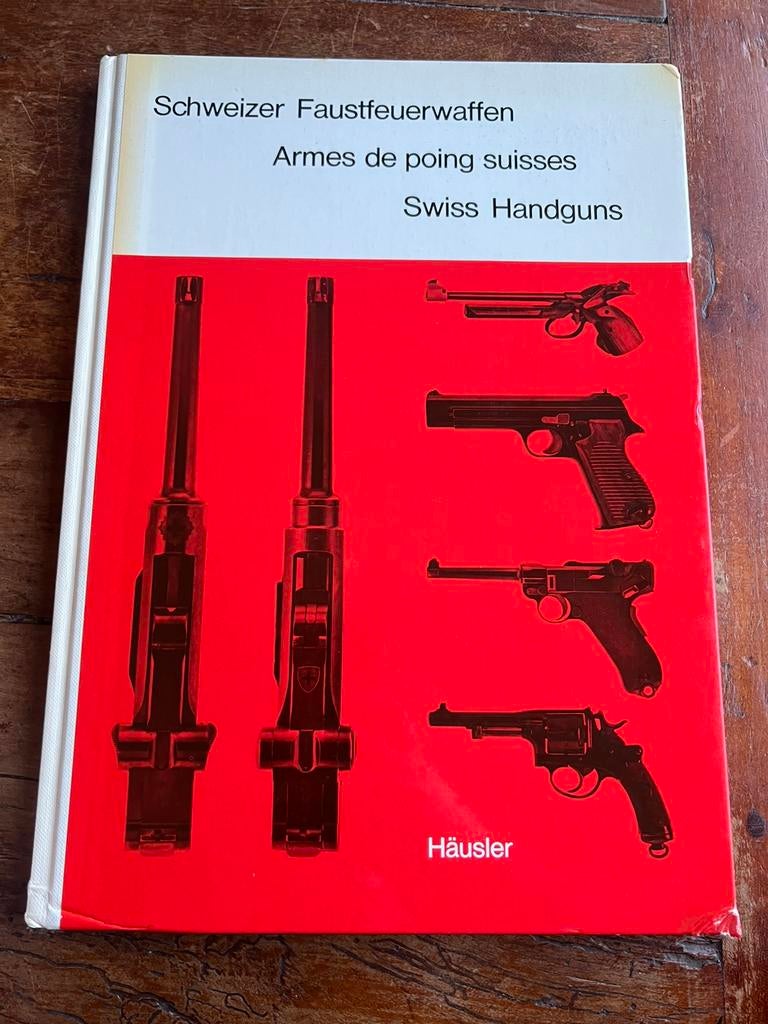 Naslagwerk Zwitserse vuurwapens P08 Luger Parabellum etc, Ophalen of Verzenden, Nederland, Boek of Tijdschrift