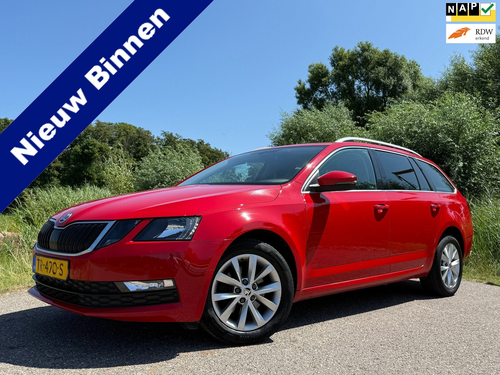 Skoda Octavia Combi 1.0 TSI Greentech Ambition Business / BT, Auto's, Skoda, Stof, Gebruikt, 116 pk, Origineel Nederlands