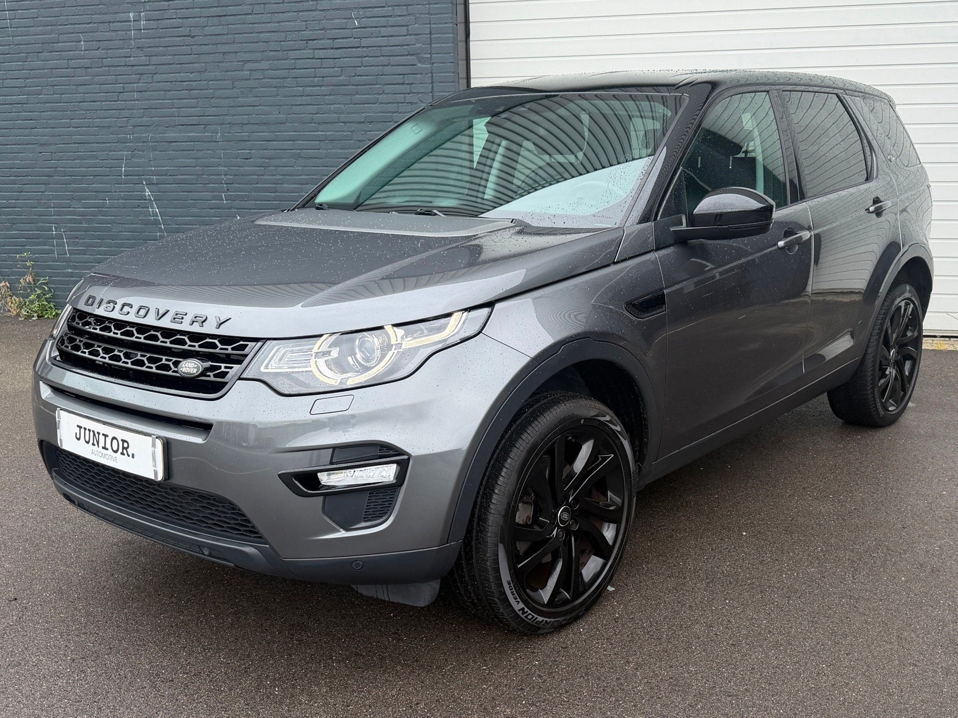 Land Rover Discovery Sport 2.0 Si4 4WD HSE Luxury AUTOMAAT/L, Auto's, Automaat, Gebruikt, 4 cilinders, 2000 kg