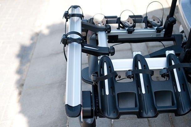 Thule VeloCompact 926 fietsendrager – 4 fietsen – Te huur, Auto diversen, Fietsendragers, Ophalen, 3 fietsen of meer, Zo goed als nieuw