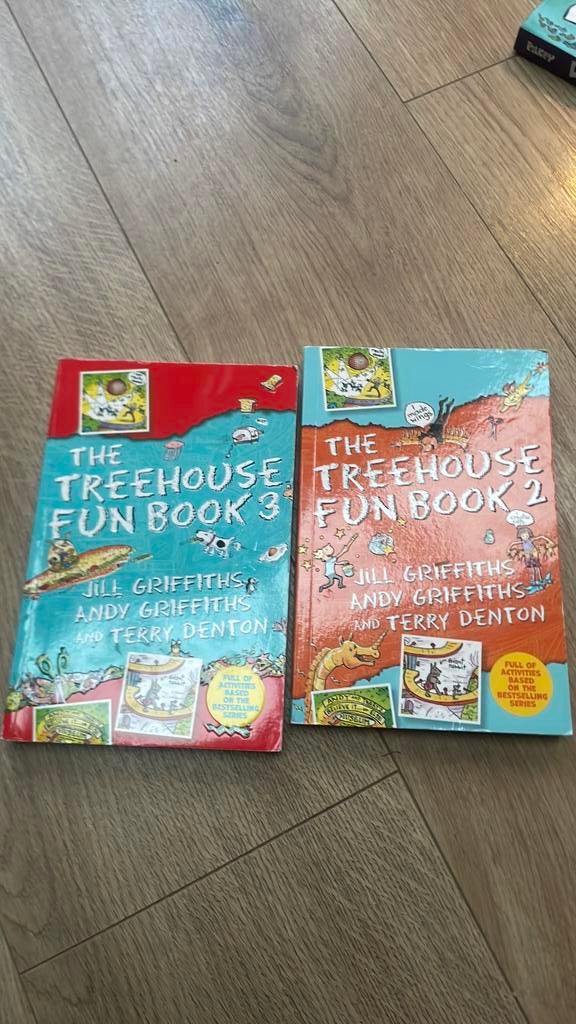 The Treehouse Fun Book 2 & 3 - Jill Griffiths & Andy Griffit, Ophalen of Verzenden, Zo goed als nieuw