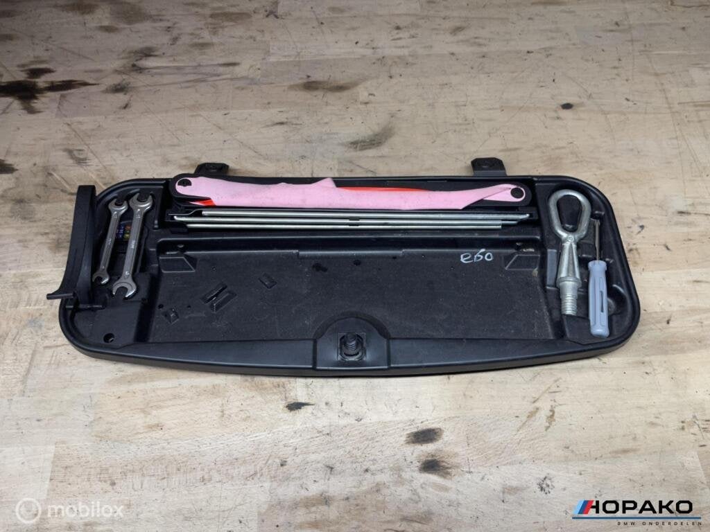 Gereedschapset compleet BMW E60 5 serie, Auto-onderdelen, Gebruikt, Einsteinlaan 5 rijswijk, Bmw, Ophalen of Verzenden