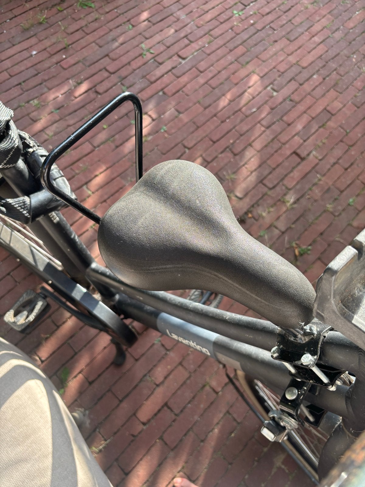 Zadel Op Stang model 1 (voor damesfiets met dubbele stang), 22 t/m 36 kg, Voorzitje, Ophalen of Verzenden, Gebruikt