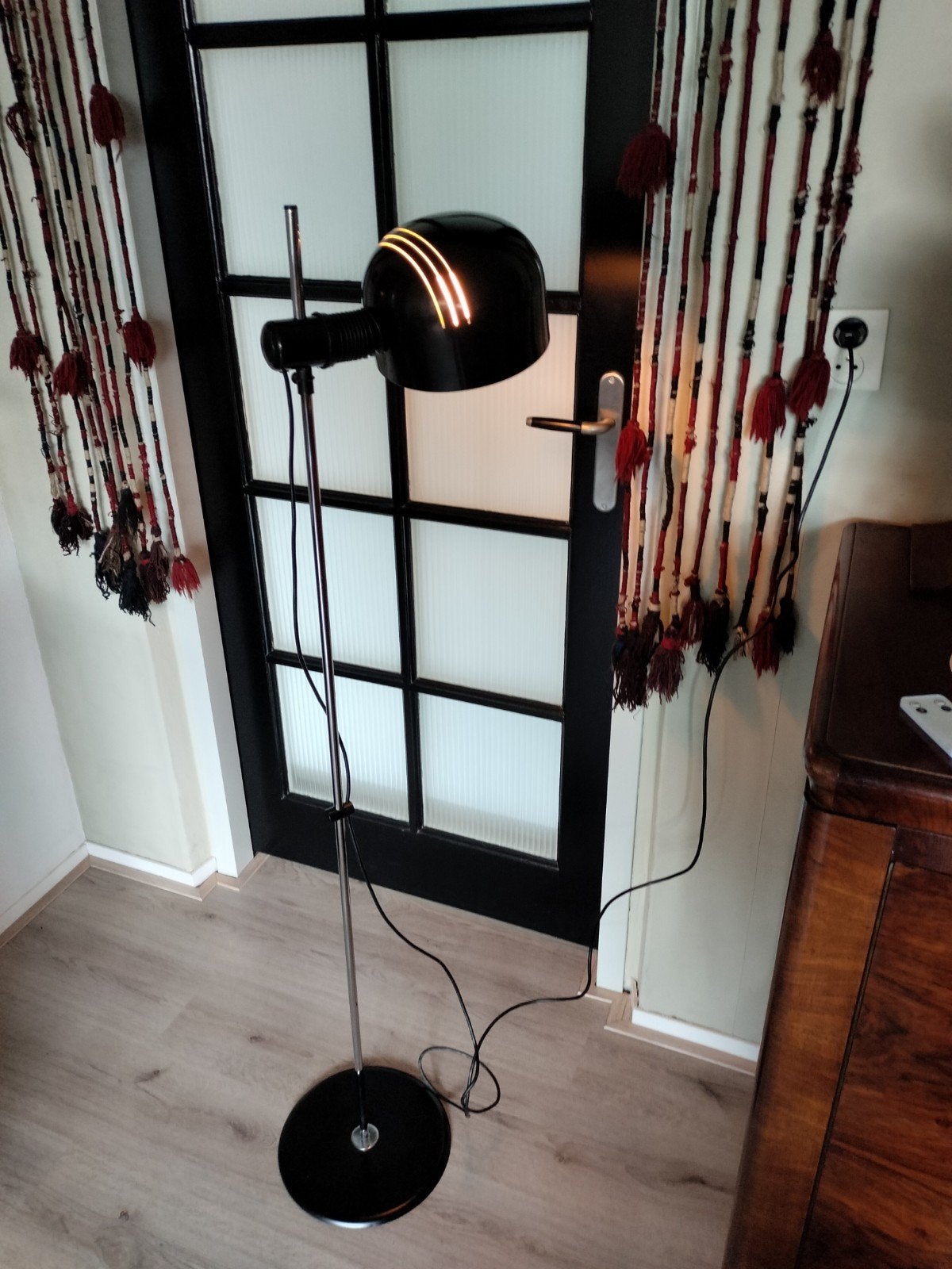 Prachtige Zwarte Eyeball Vloerlamp met Sleuven – Retro / Mid, Ophalen, 150 tot 200 cm, Kunststof, Gebruikt