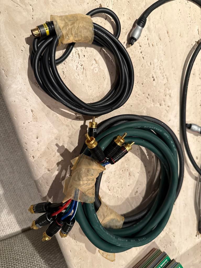 Diverse componentkabels, Audio, Tv en Foto, Audiokabels en Televisiekabels, Ophalen, Gebruikt, Minder dan 2 meter, Optische kabel