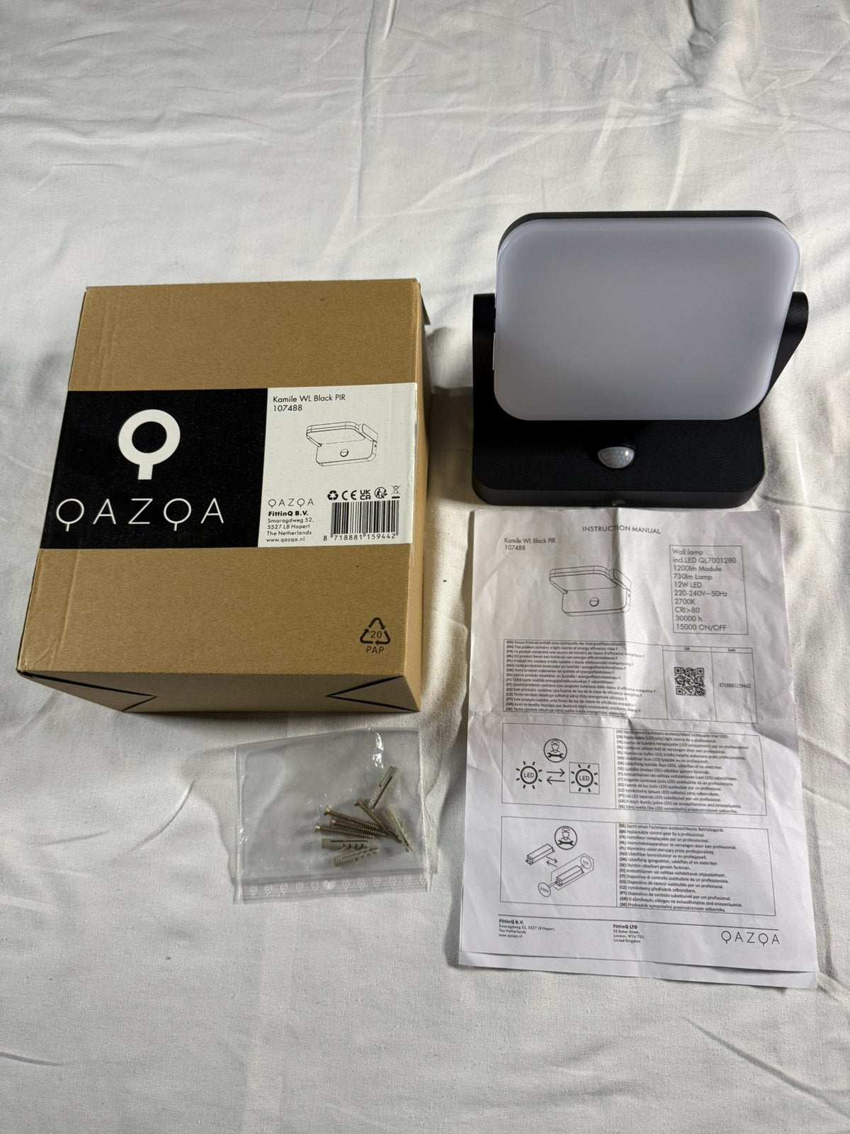 Nieuwe buitenlamp QAZQA Kamile WL Black PIR, Minder dan 50 watt, Wandlamp, Led, Ophalen of Verzenden