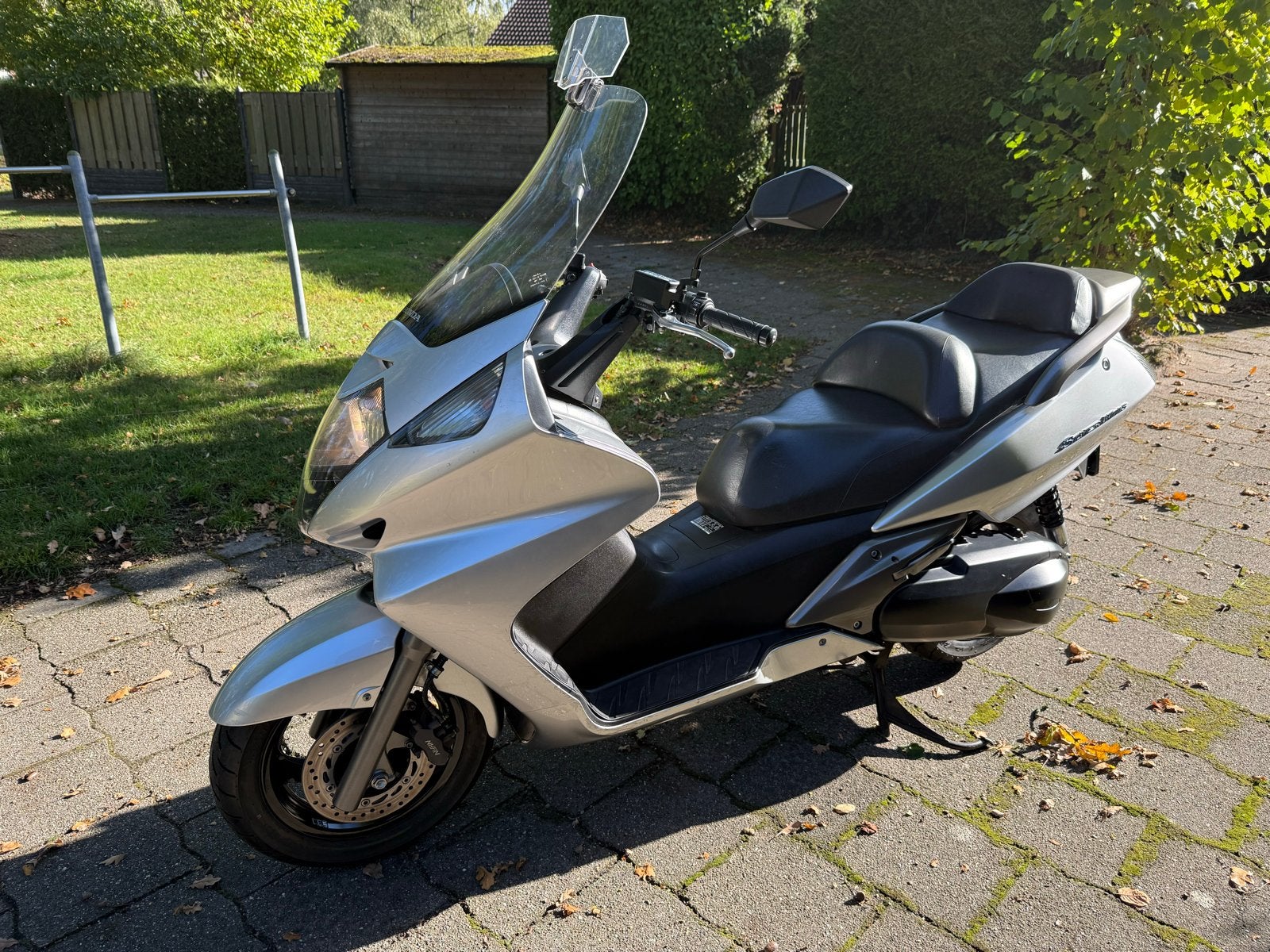Honda SW600 Silverwing Motorscooter - Goed onderhouden, Motoren, Motorrijbewijs A, Gebruikt, Particulier, Meer dan 35 kW