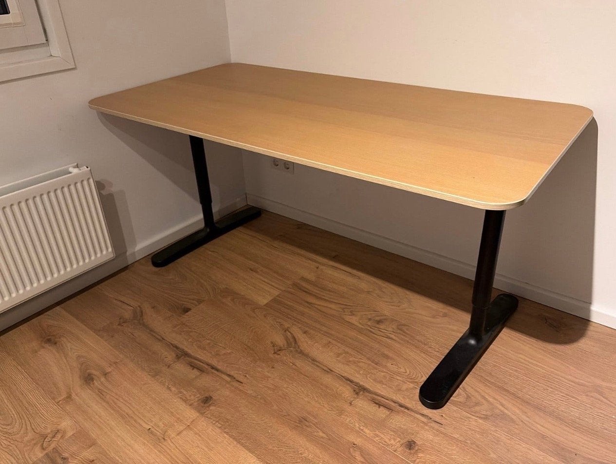 IKEA Bekant Bureau 160x80 cm - Zo goed als nieuw, Huis en Inrichting, Ophalen, 160 cm, Hout, In hoogte verstelbaar
