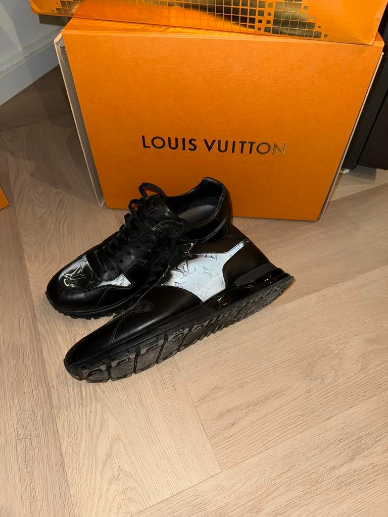 Louis Vuitton schoenen, Ophalen of Verzenden, Zo goed als nieuw, Zwart