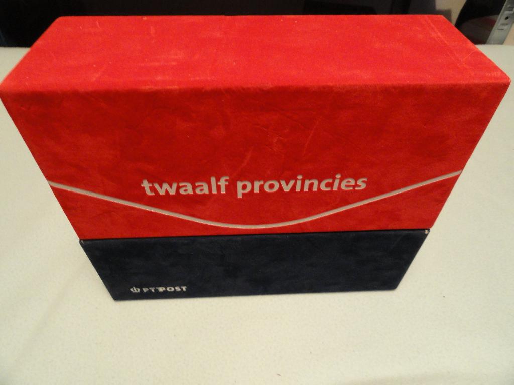 K980 velletjes 12 provinciën in box, Postzegels en Munten, Postzegels | Nederland, Ophalen of Verzenden