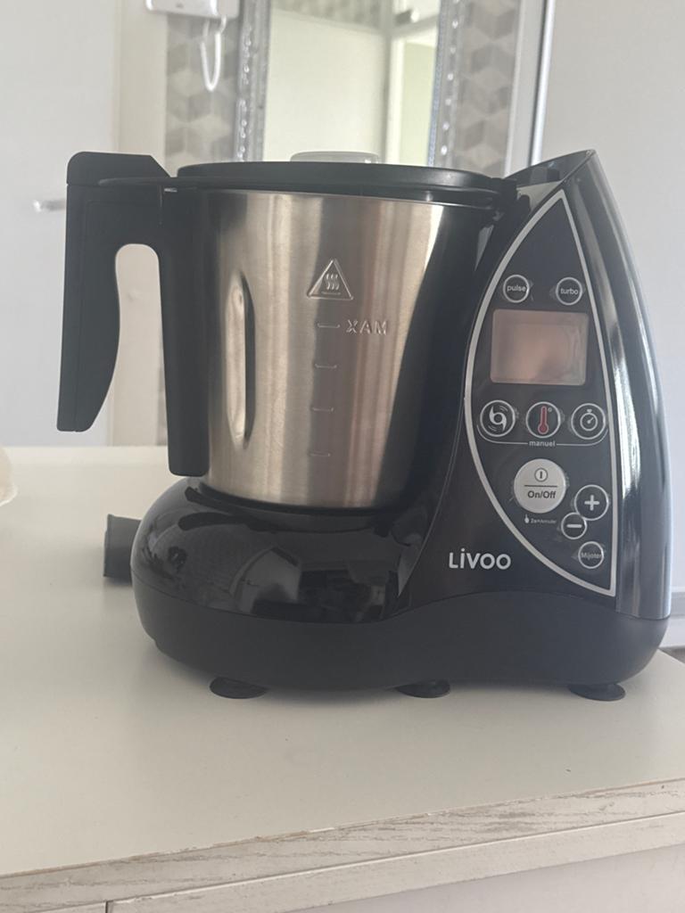 Livoo Verwarmde Keukenmachine - Nieuw in Doos, 1 tot 2 liter, Ophalen of Verzenden, Nieuw, 3 snelheden of meer