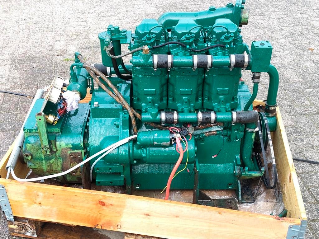 Samofa D108 W + keerkoppeling, Ophalen, Gebruikt, Binnenboordmotor, Diesel