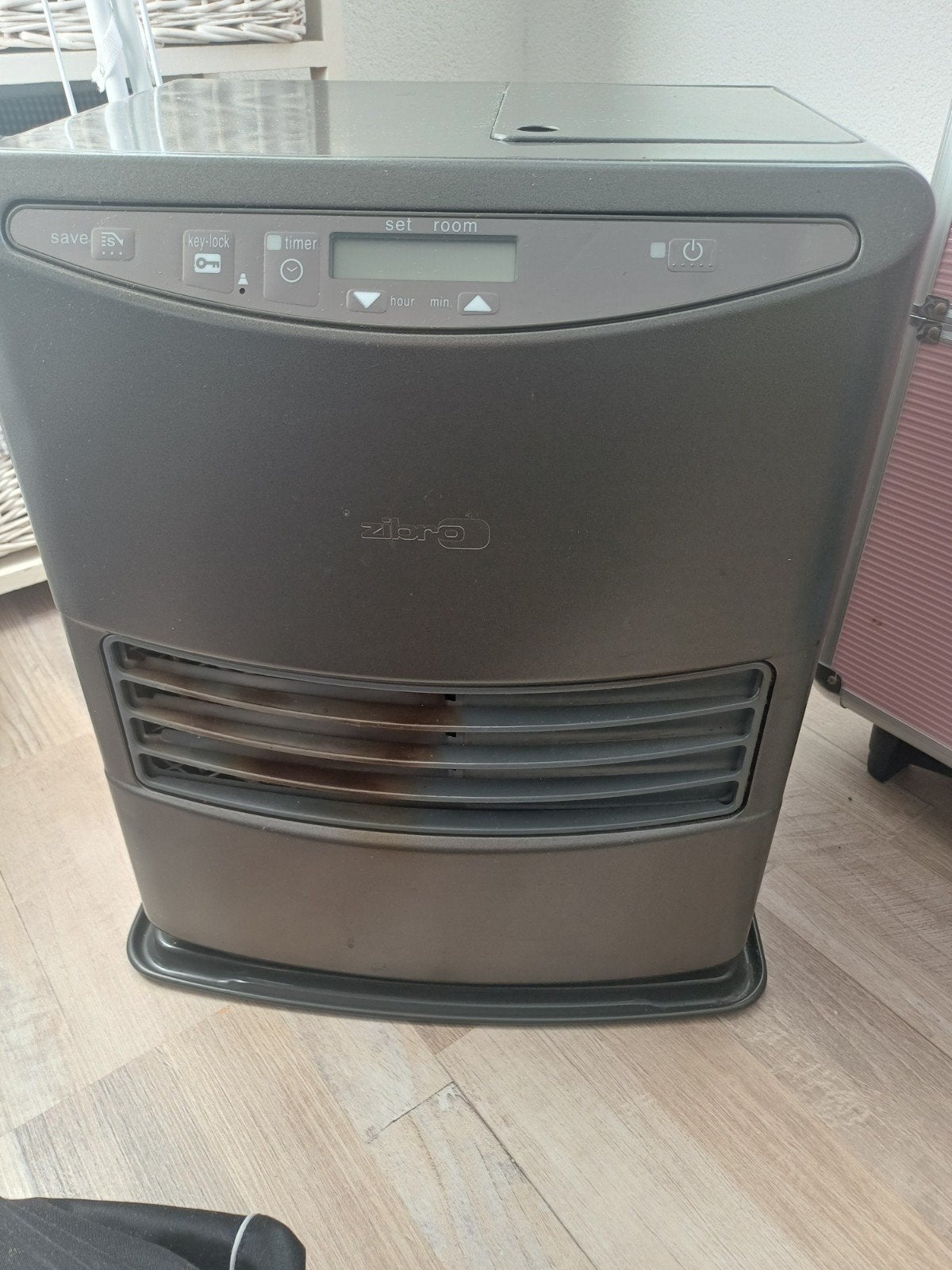 Zibro laserkachel met 25 liter brandstof, Ophalen