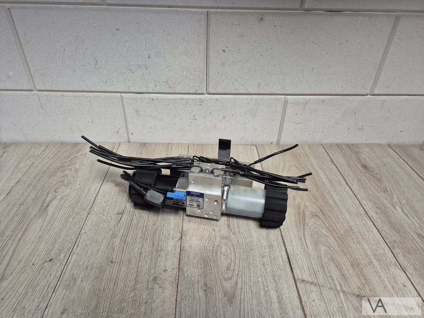 BMW 3 serie E93 cabrio 2006 - 2013 dakpomp cabrio 7128780, Gebruikt, -, -, Ophalen of Verzenden
