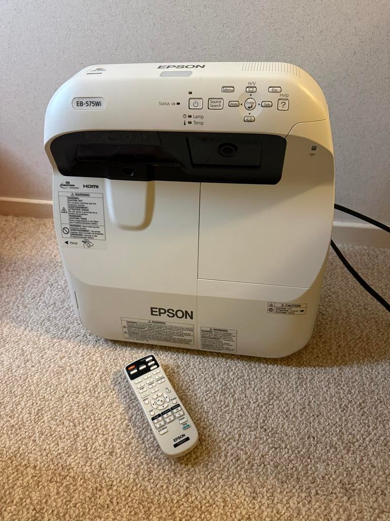 Epson EB-575Wi Short Throw Beamer, Ophalen, Gebruikt, LCD, HD (720)