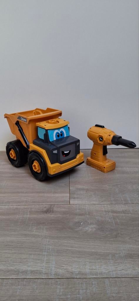 John Deere kiepwagen met boormachine speelgoed, Kinderen en Baby's, Speelgoed | Speelgoedvoertuigen, Ophalen, Zo goed als nieuw