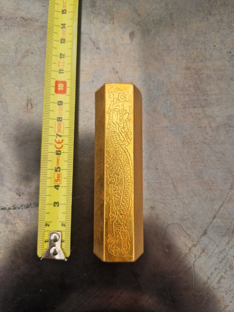 Goudkleurig staafje uit China, Ophalen of Verzenden