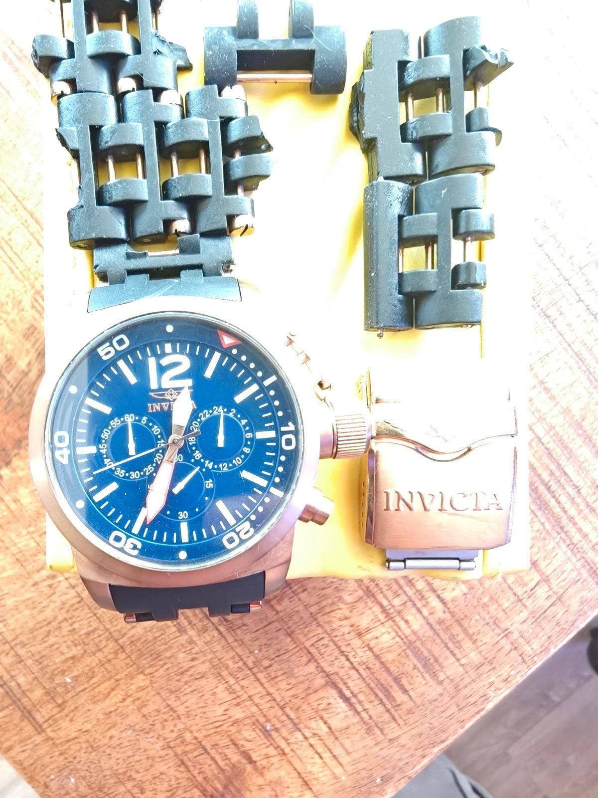 Unieke invicta seaspider  met  kapotte band, Ophalen of Verzenden, Overige merken
