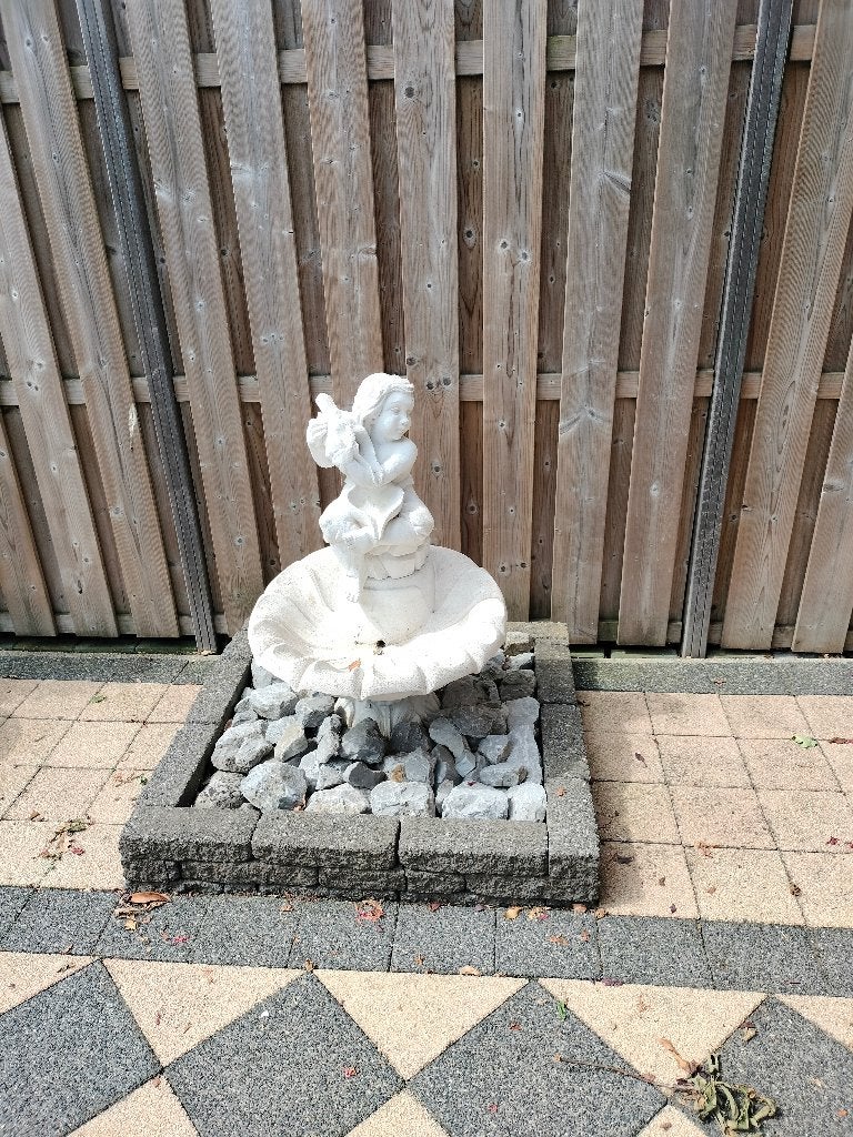 Z.G.A.N. waterornament, Ophalen, Gebruikt, Beton, Waterornament