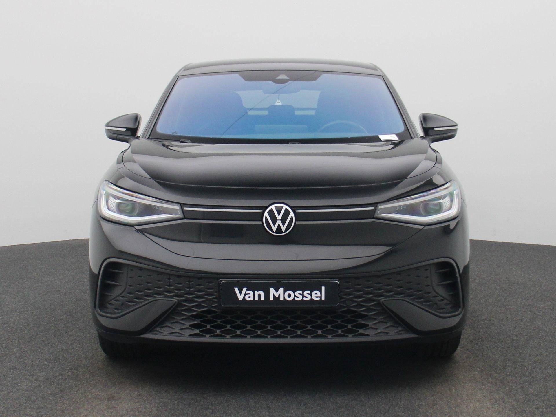 Volkswagen ID.5 Pro 77 kWh 204 PK| SoH 96% | Warmtepomp | Na, Auto's, Volkswagen, 12 maanden, Zwart, Zwart, 2018 kg