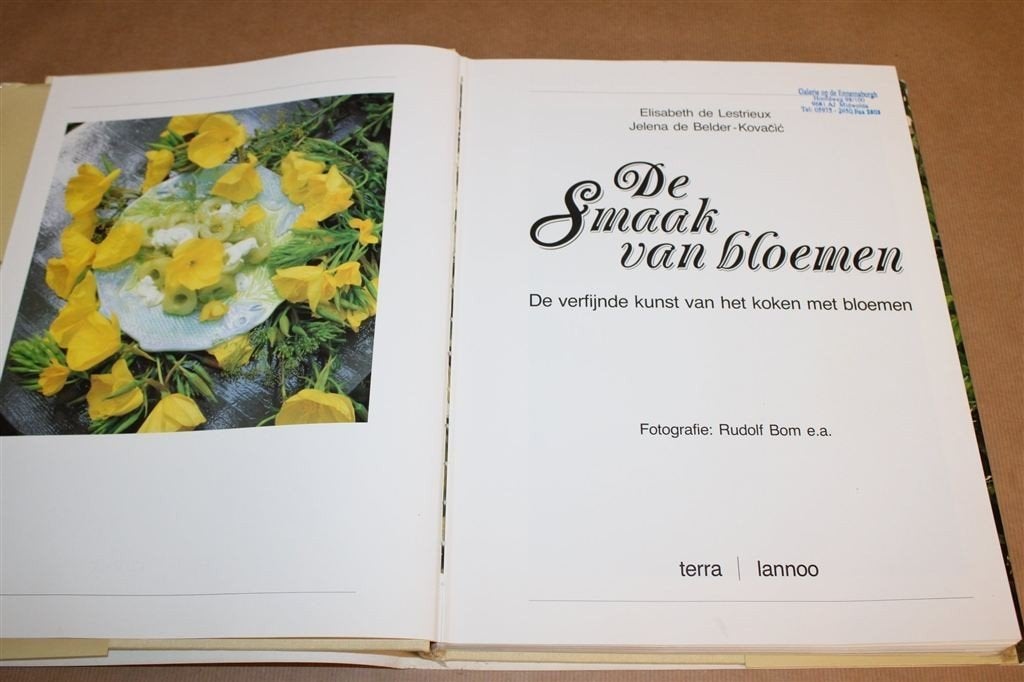 De Smaak Van Bloemen — De Kunst Van Koken Met Bloemen, Boeken, Kookboeken, Ophalen of Verzenden, Gelezen, Azië en Oosters