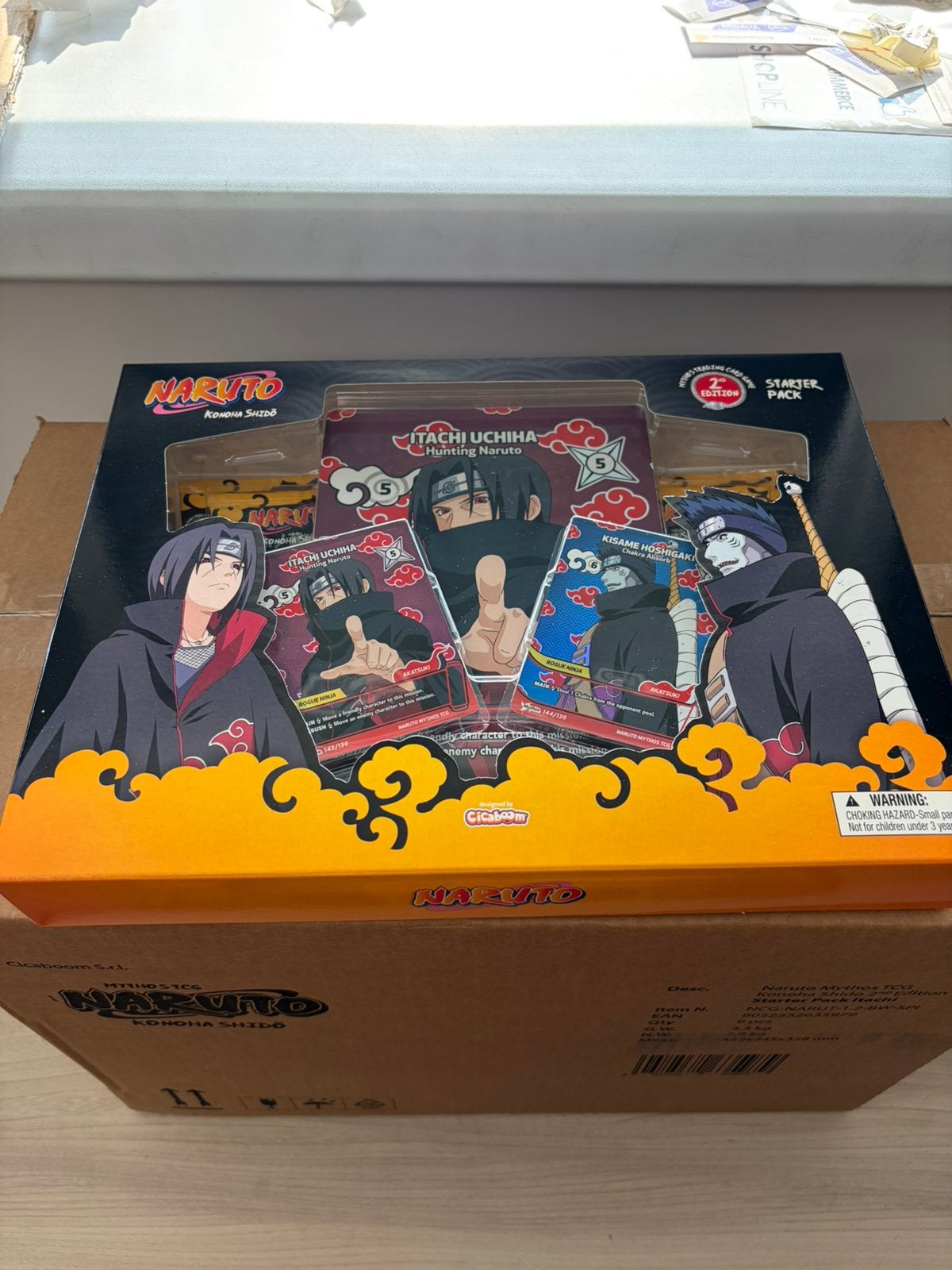 Naruto Mythos TCG Itachi Case | 9 Sealed Boxes | 2nd Edition, Ophalen of Verzenden, Zo goed als nieuw