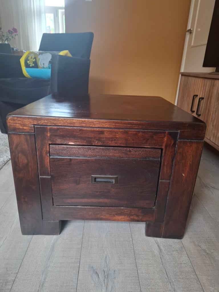 Salontafel donkerbruin, Gebruikt, 50 tot 100 cm, Vierkant, Minder dan 50 cm