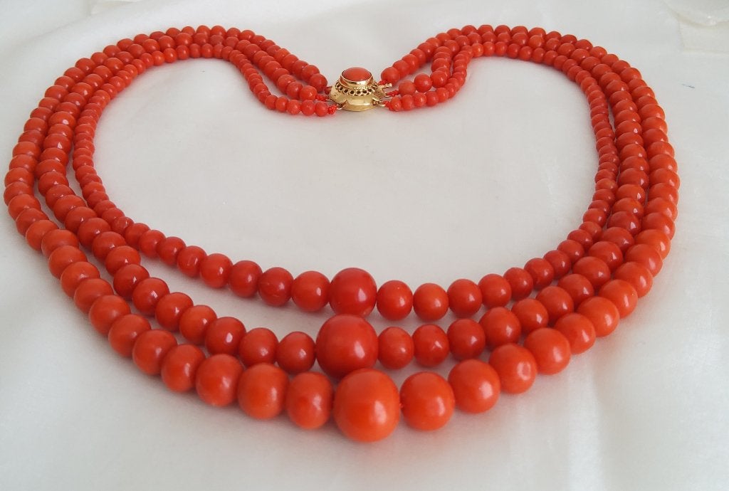 Ketting bloedkoraal met een 14 karaat gouden slot, Sieraden, Tassen en Uiterlijk, Antieke sieraden, Verzenden, Goud, Ketting, Met edelsteen