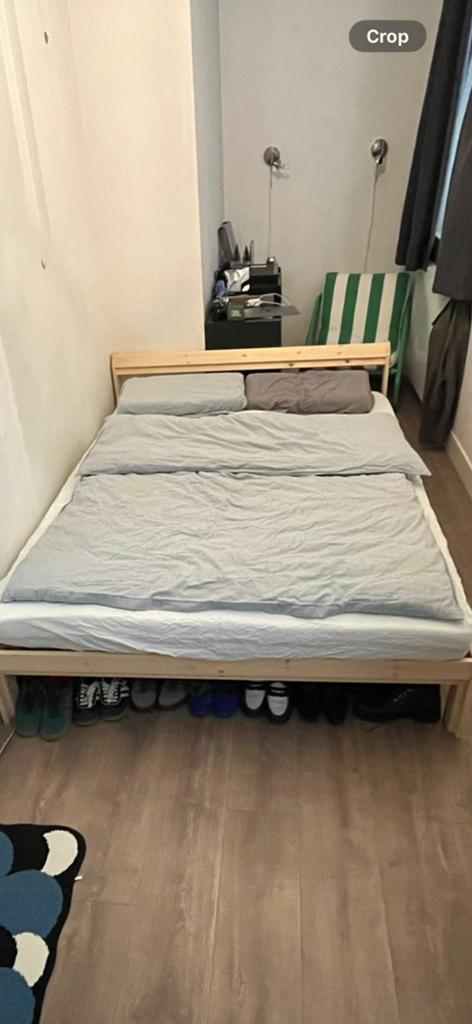 Ikea neiden wooden bed, Huis en Inrichting, Ophalen, Zo goed als nieuw, Tweepersoons, Hout