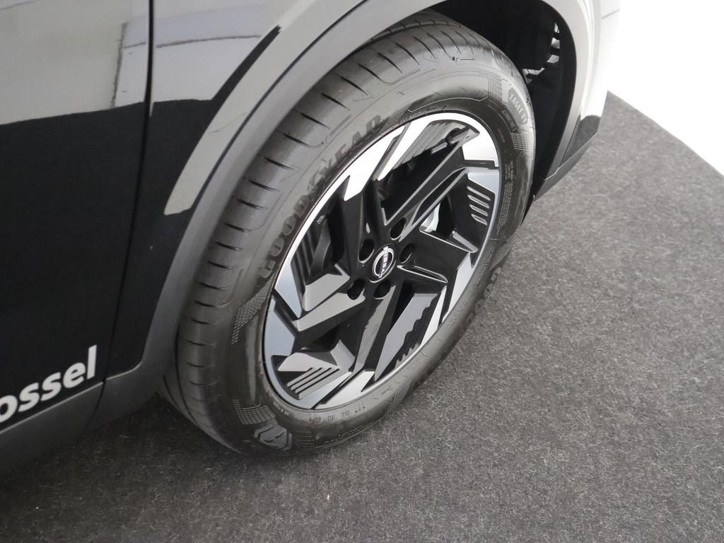 Nissan Qashqai 1.3 MHEV N-Connecta Cold pack | Panorama dak, Auto's, Nissan, Voorwielaandrijving, Stof, Euro 6, 4 cilinders